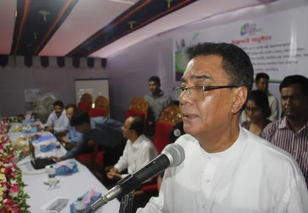 ডিজিটাল বিনির্মাণের মধ্য দিয়ে এগিয়ে চলছে দেশ : সৈয়দ আশরাফ