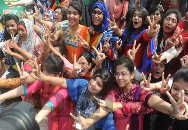 এসএসসির ফলাফলের ভিত্তিতে একাদশে ভর্তি