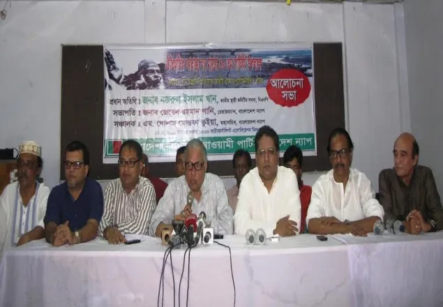 পাকিস্তান গুলি করে আর ভারত পানি না দিয়ে মারছে