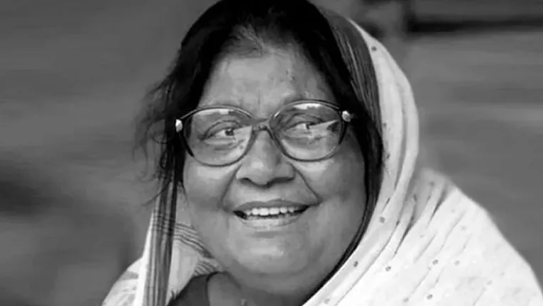 সাজেদা চৌধুরীর কফিনে রাষ্ট্রপতি ও প্রধানমন্ত্রীর শ্রদ্ধা