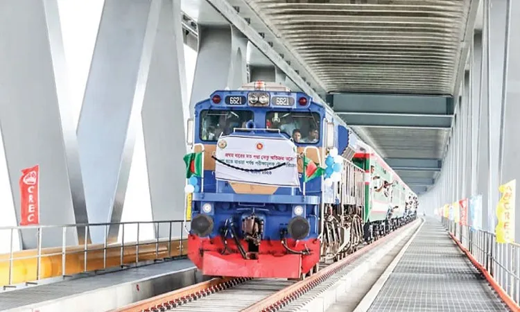 ঢাকা-মাওয়া-ভাঙ্গার রেলপথে ট্রেনের প্রথম হুইসেল