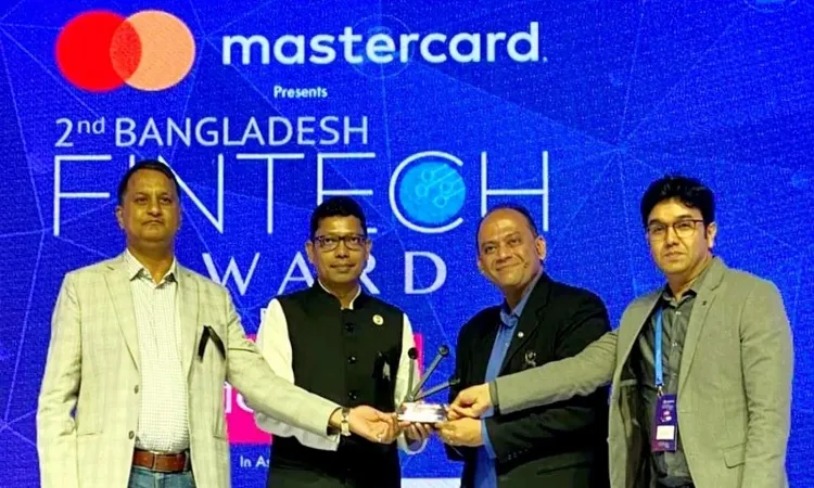 আইএফআইসি ব্যাংক পেলো বাংলাদেশ ফিনটেক অ্যাওয়ার্ড