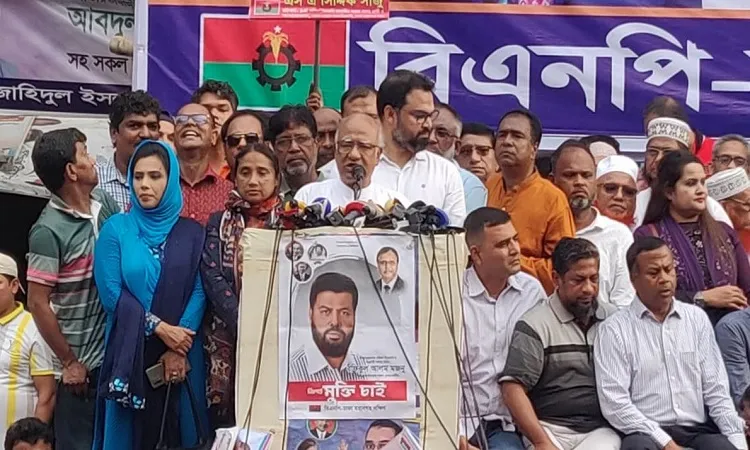 আ.লীগ গণতন্ত্র পুনরুদ্ধারে বাধাদানকারী দল: খন্দকার মোশাররফ