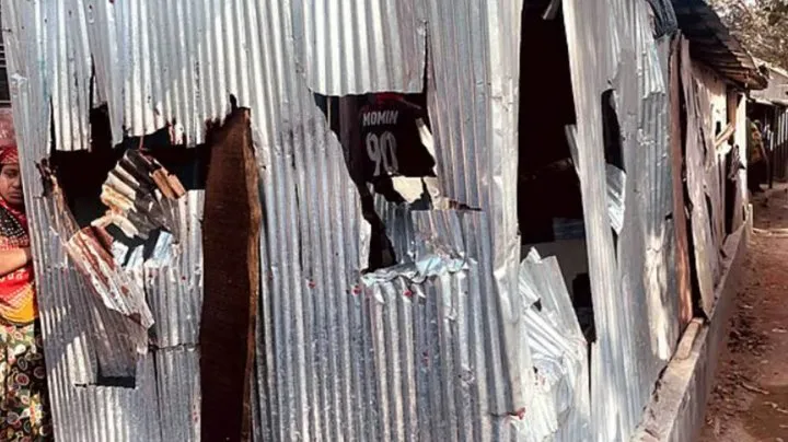 নাটোরে বিএনপির সংঘর্ষে আহত ১৩, বাড়িঘর ভাঙচুর-লুটপাটের অভিযোগ