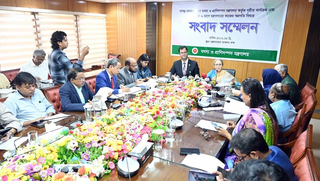 রমজানে ৬৫০ টাকায় গরুর মাংস এবং ২৫০ টাকায় মুরগি বিক্রির সিদ্ধান্ত