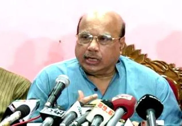নারায়ণগঞ্জের সেই শিক্ষককে পুনর্বহাল করা উচিত: নাসিম