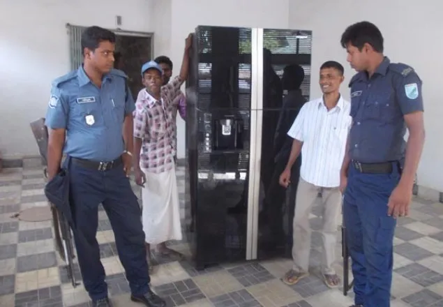 সাংসদ রানাসহ চার ভাইয়ের বাড়ির মালামাল জব্দ