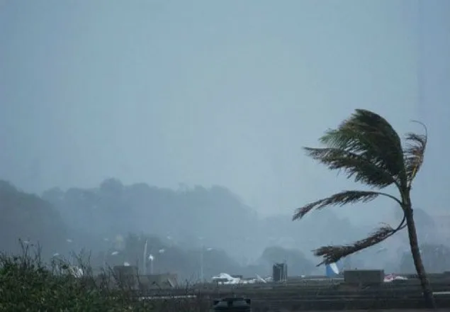 ঘূর্ণিঝড় 'রোয়ানো'র প্রভাবে নোয়াখালীতে ভারী বৃষ্টিপাত