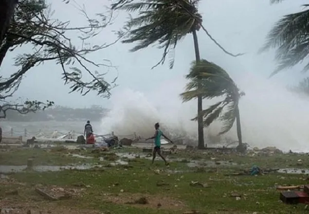 রোয়ানুর আঘাতে নিহত ১৮