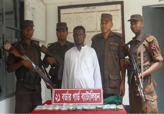 বেনাপোলে সাড়ে ৯ লাখ টাকাসহ হুন্ডি ব্যবসায়ী আটক