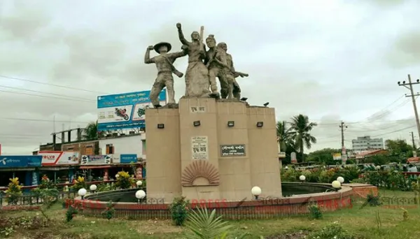 আজ কুমিল্লা মুক্ত দিবস