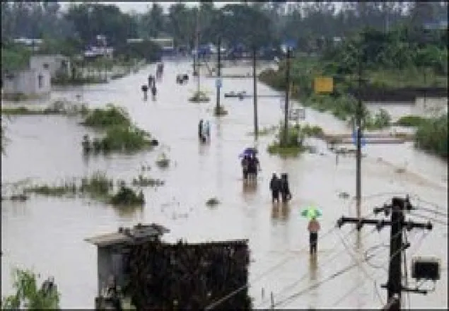 ইন্দোনেশিয়ায় ভারী বর্ষণে নিহত ৬