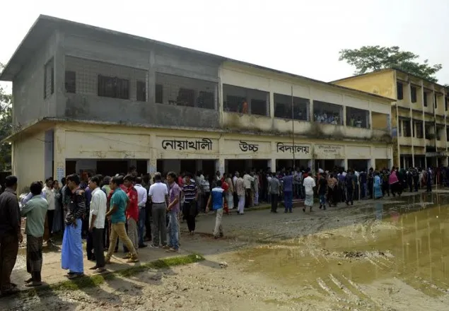 নোয়াখালী ২ পৌরসভার ভোট গ্রহন চলছে