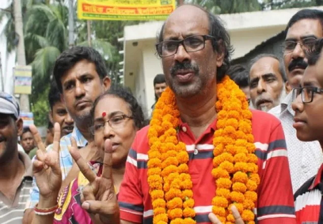 জামিন পেলেন প্রবীর সিকদার