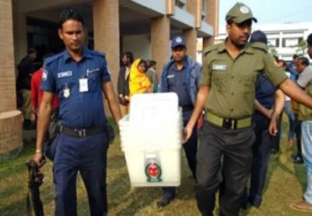 ৭২০ ইউপিতে ভোট কাল, সব প্রস্তুতি সম্পন্ন