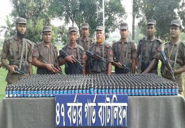 কুষ্টিয়া সীমান্তে ৯০০ বোতল ফেনসিডিল আটক