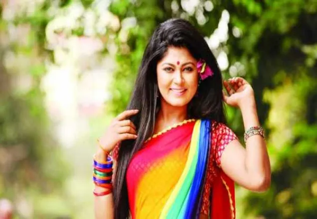 ‘অজানা গল্প মৌসুমী হামিদের’