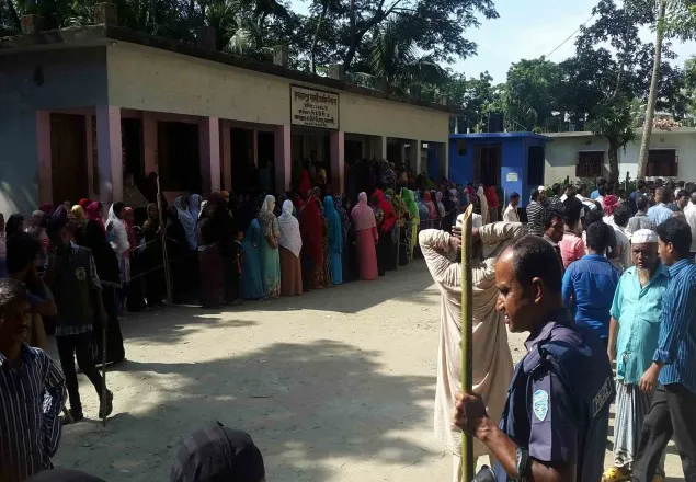 নোয়াখালীতে ইউপি নির্বাচনে ভোট গ্রহন চলছে