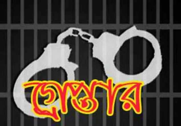 চট্টগ্রামে গার্মেন্টস কাপড়সহ গ্রেপ্তার ৩