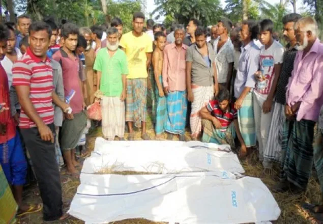 রাজবাড়ীতে ট্রাকচাপায় দু'জন নিহত
