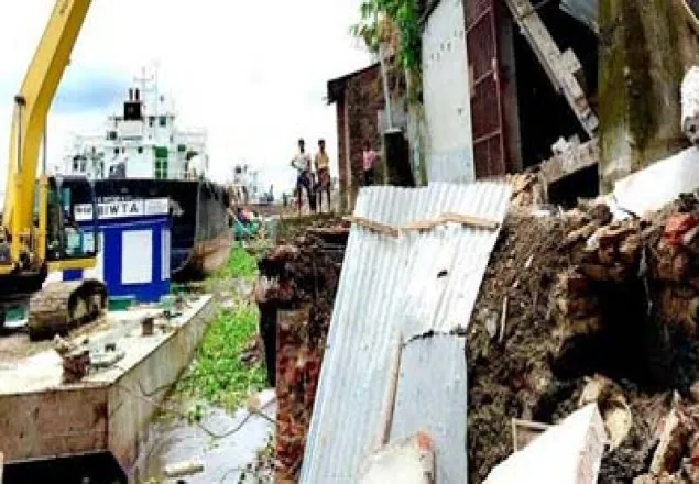শীতলক্ষ্যার তীরের ৫ অবৈধ স্থাপনা উচ্ছেদ