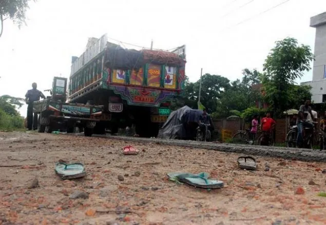 কুষ্টিয়ায় ট্রাক-নসিমন সংঘর্ষে নিহতের সংখ্যা বেড়ে পাঁচ
