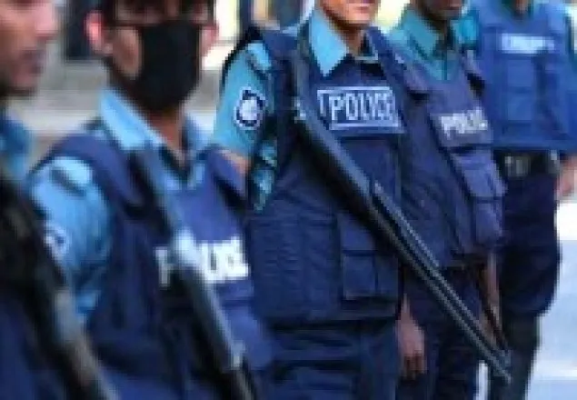 কুষ্টিয়ায় পুলিশের সাঁড়াশি অভিযানে আটক ৩৫
