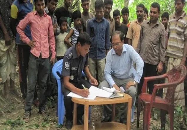 নওগাঁ আড়াই বছর পর কবর থেকে উত্তোলন!