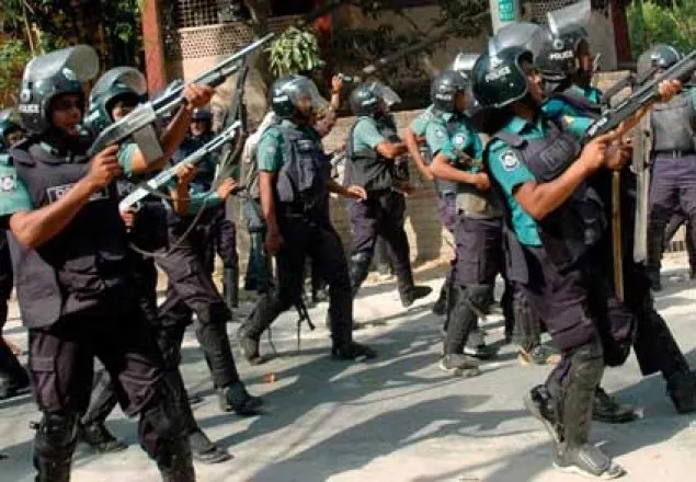 রংপুরে জামায়াত কর্মীসহ গ্রেপ্তার ৭৬