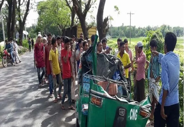 ফেনীতে সড়ক দূর্ঘটনায় অটোরিকশা আরোহী নিহত