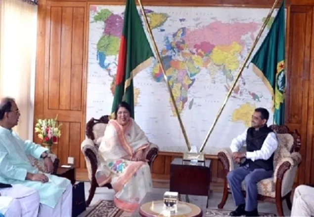 স্পিকারের সঙ্গে সাক্ষাৎ করলনে প্রণবপুত্র