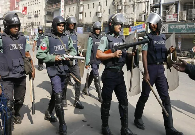 ময়মনসিংহে পুলিশের অভিযানে গ্রেপ্তার ৭৩