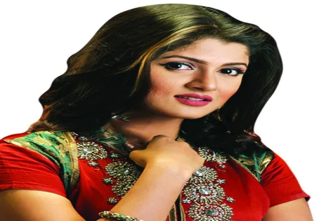 ঢাকায় আসছেন শ্রাবন্তী