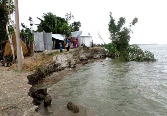 মানিকগঞ্জে যমুনার ভাঙন, ৫ শতাধিক বসতভিটা নদীগর্ভে  