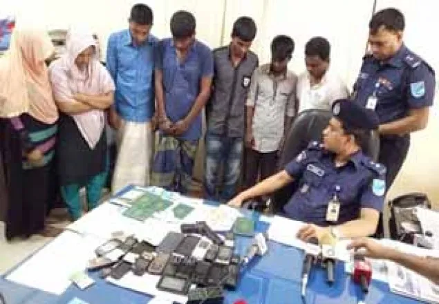 আশুলিয়ায় নারীসহ অপহরণকারী চক্রের ১০ সদস্য আটক 