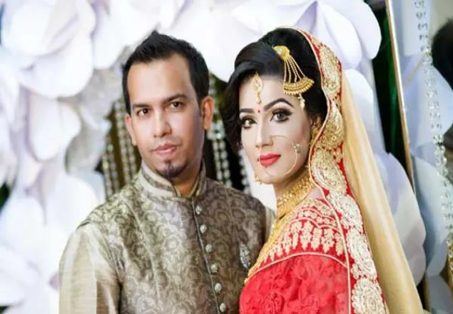 এবার স্বামীকে নিয়ে শুটিংয়ে মাহি