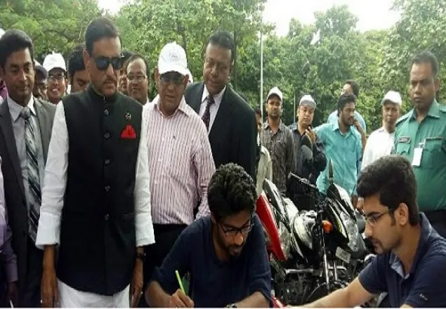 ঈদের আগে চারলেন সড়ক উদ্বোধন 