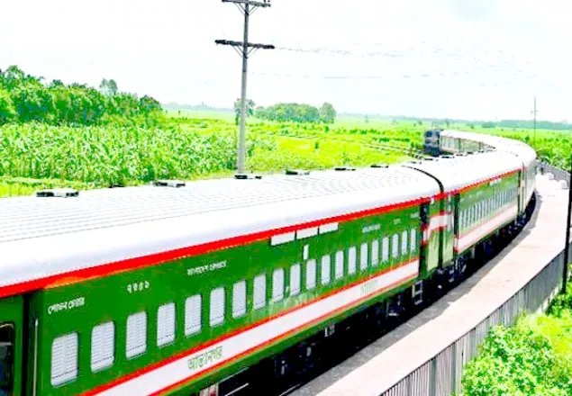সোনার বাংলা এক্সপ্রেস উদ্বোধন করলেন প্রধানমন্ত্রী