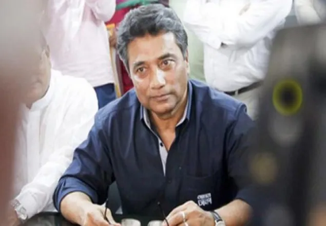 কার্যালয়ে সাড়ে ৩ ঘন্টা অবরুদ্ধ মেয়র আনিসুল হক