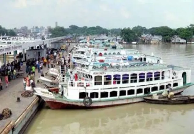 আরিচা ও পাটুরিয়ায় লঞ্চ চলাচল বন্ধ
