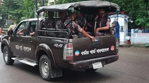 সারা দেশে ২৩১ প্লাটুন বিজিবি মোতায়েন