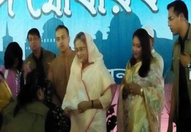 গণভবনে প্রধানমন্ত্রীর ঈদ শুভেচ্ছা বিনিময়