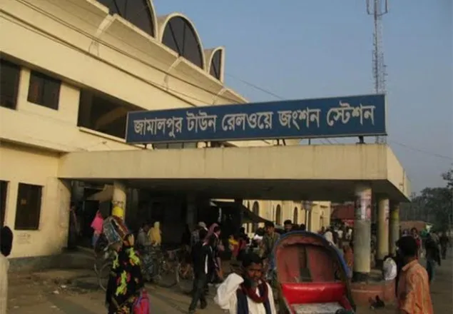 প্রকাশ্যে জিআরপি পুলিশের পিটুনিতে মুক্তিযোদ্ধার মৃত্যু!