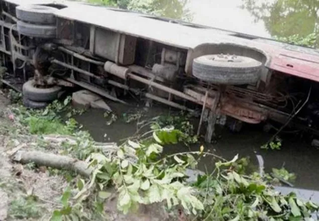 খাগড়াছড়িতে সড়ক দুর্ঘটনায় ৯ জনের অবস্থা আশঙ্কাজনক 