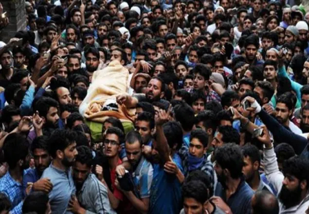 বেড়েই চলেছে কাশ্মিরে নিহতের সংখ্যা