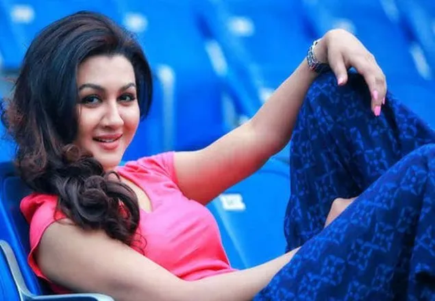 ঘনিষ্ঠ দৃশ্যে অভিনয় করতে আপত্তি নেই জয়ার!
