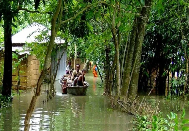ব্রহ্মপুত্রের পানি বিপদসীমার ওপরে