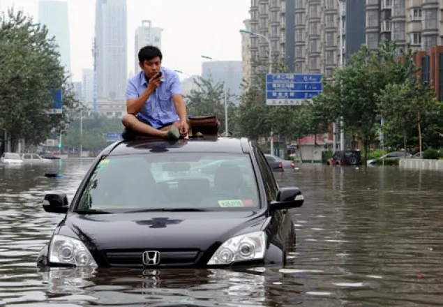 চীনে বন্যায় প্রাণহানি বেড়ে দুই শতাধিক