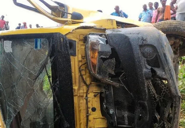 ভারতে ট্রেনের ধাক্কায় ১০ শিশু শিক্ষার্থীর মৃত্যু