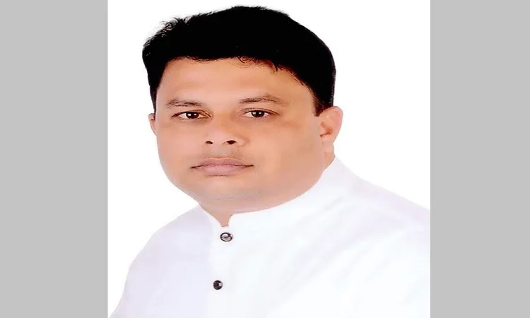 ইছাপুরা ইউনিয়ন পরিষদ নির্বাচনে মেম্বার হিসেবে সকলের কাছে ভোট ও দোয়া চান শিশির